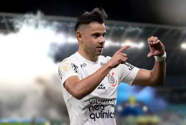 Atacante surpreende ao marcar um inusitado gol para o Corinthians