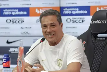 Em entrevista, técnico do Corinthians comenta sobre Renato Augusto