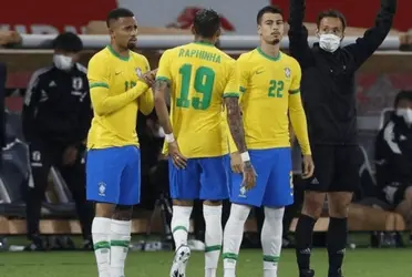 O brasileiro Raphinha está de saída do Barcelona, e pode acabar pintando em badalado clube inglês