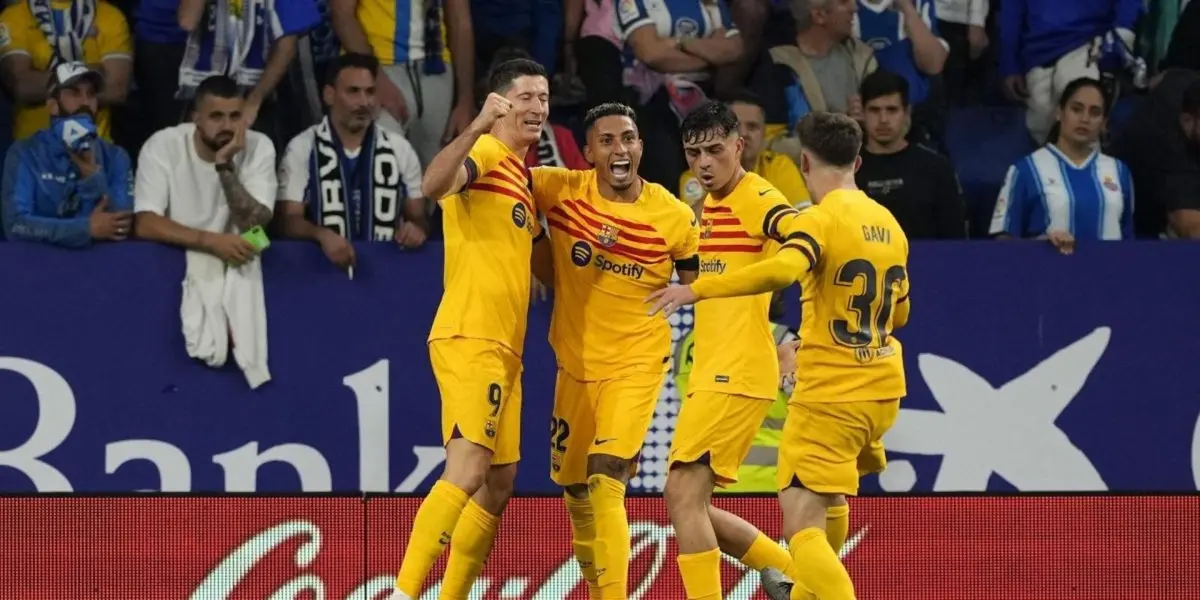 A equipe do Barcelona é campeã com quatro rodadas de antecedência.