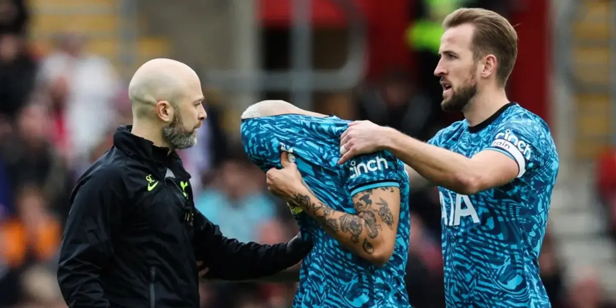 O brasileiro foi substituído com 5 minutos de jogo