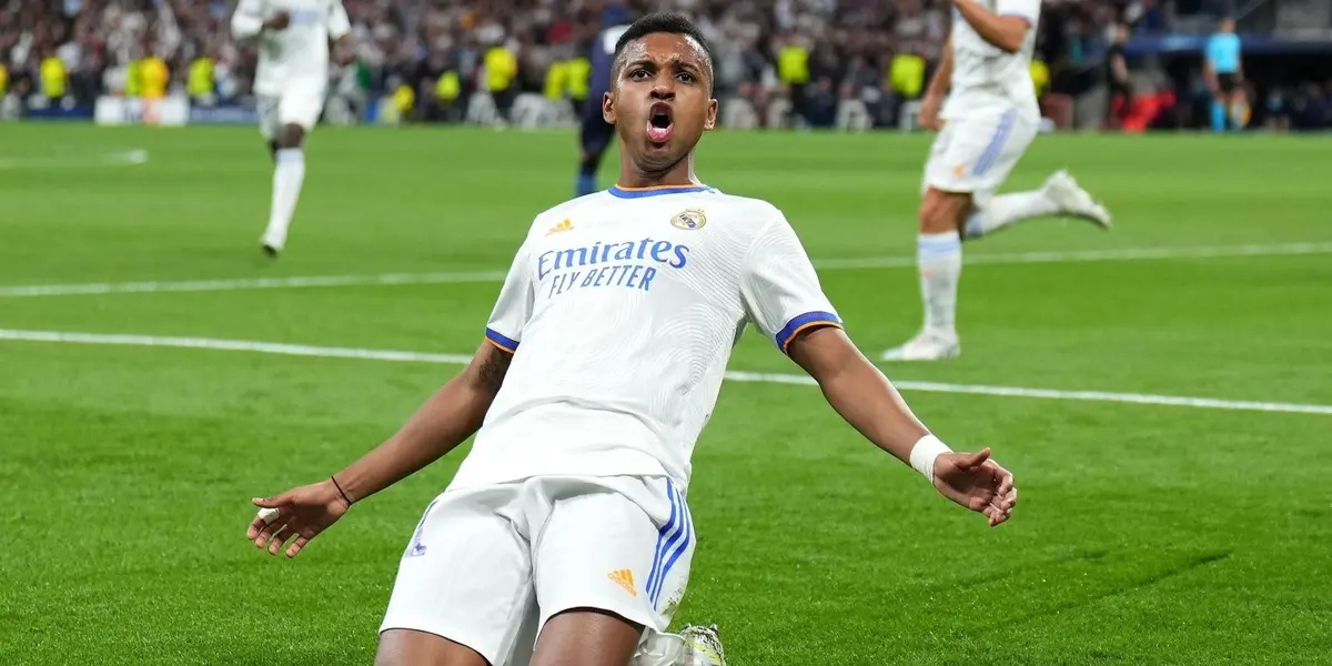 O brasileiro marcou dois gols e cravou a equipe mais uma vez entre as quatro melhores da Europa