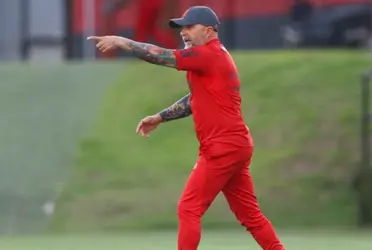 O Flamengo anunciou o corte de Marinho na equipe e mais baixas devem aparecer