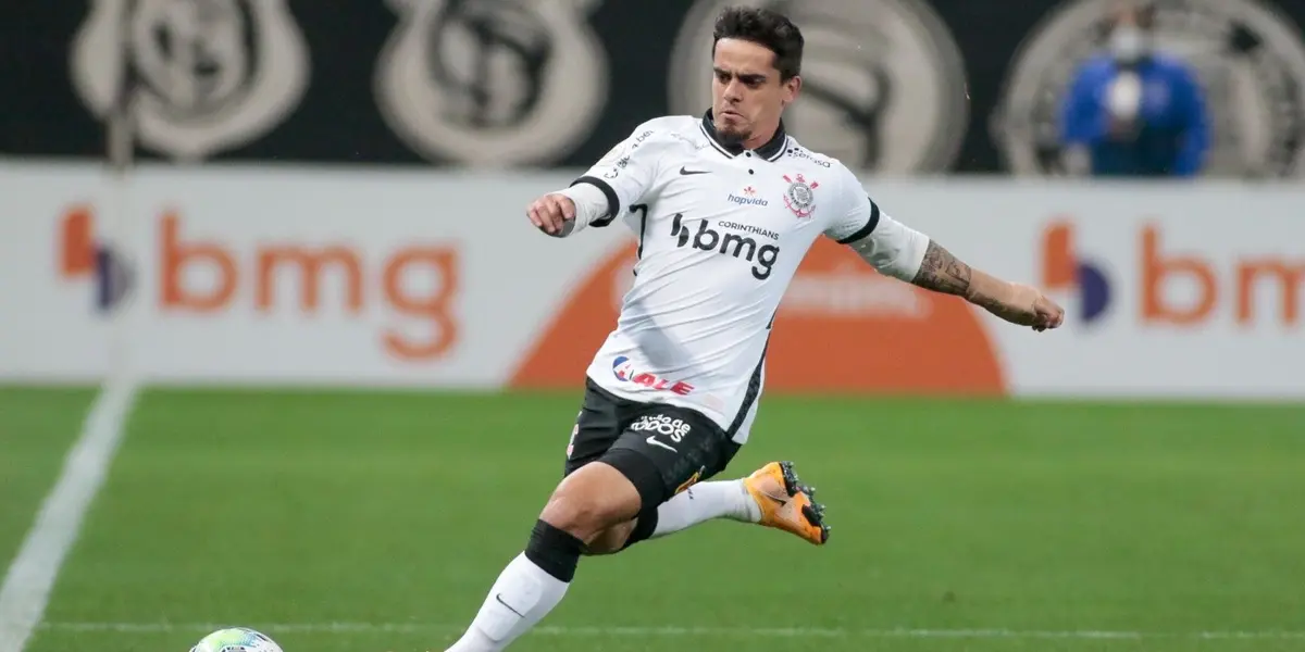 O lateral-direito foi poupado no clássico contra o Santos, mas já deve retornar no próximo confronto