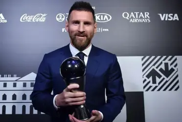 Principais craques do futebol recebem premiações da FIFA pelo desempenho da última temporada