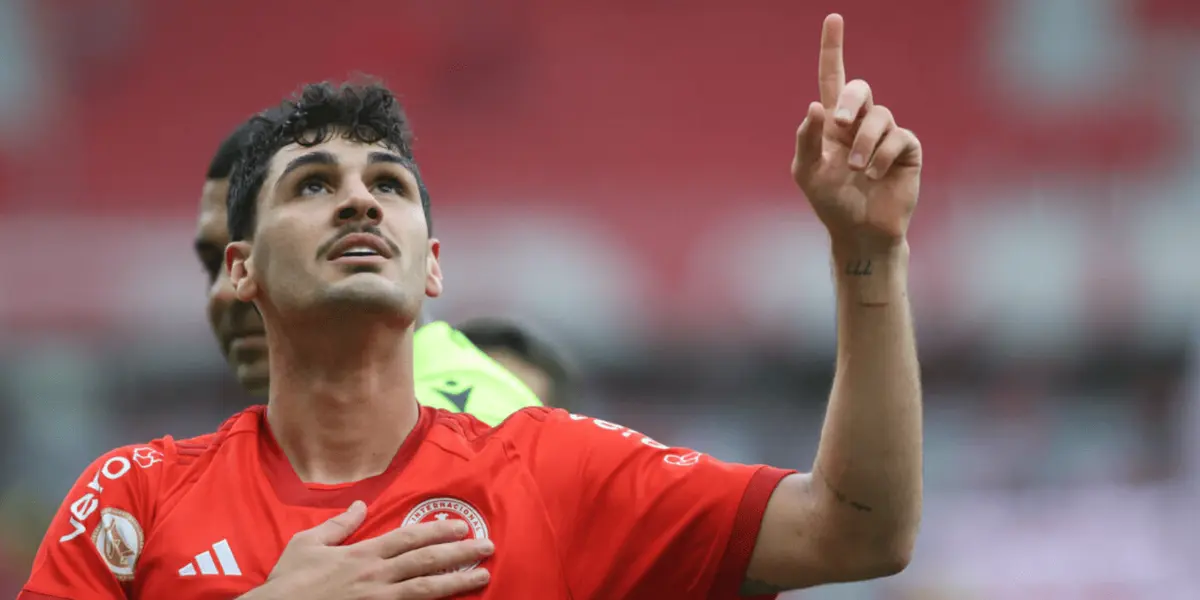 Volante Johnny disputou sua última partida pela equipe antes de se juntar ao Betis