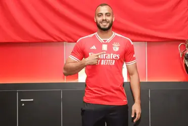 Arthur Cabral, do Benfica, mostra dedo do meio e enfurece torcida da equipe