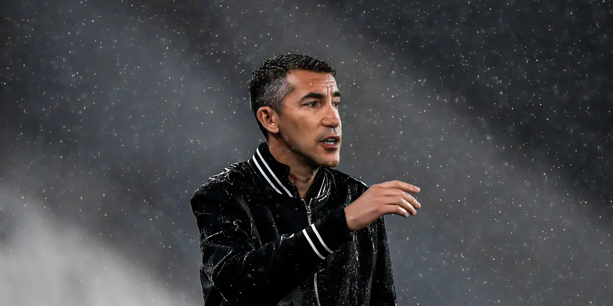 Bruno Lage, atual técnico do Botafogo, é cotado para assumir gigante europeu