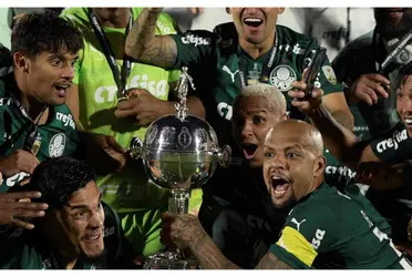 Conquistou duas Copas Libertadores pelo Verdão, não conseguiu espaço na Europa e agora busca novo emprego para salvar a carreira 