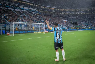 De saída do Grêmio, Luis Suárez tem marca surpreendente de gols oficiais marcados em sua carreira no futebol 