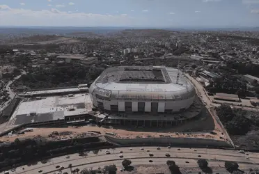 Este clube deve uma fortuna para um olheiro por venda realizada há 10 anos