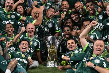 Jogadores do Palmeiras comemoram Brasileirão de 2023