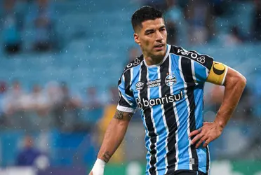 Luis Suárez comunicou a diretoria do Grêmio sobre a sua decisão