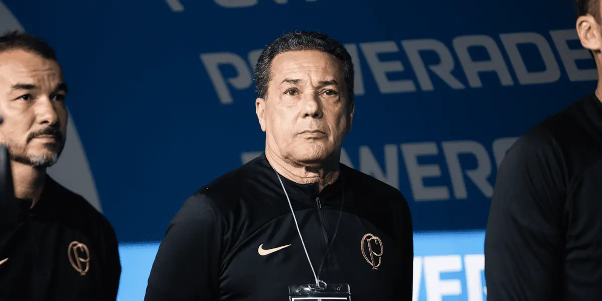 Luxemburgo está fazendo algumas mudanças na equipe alvinegra