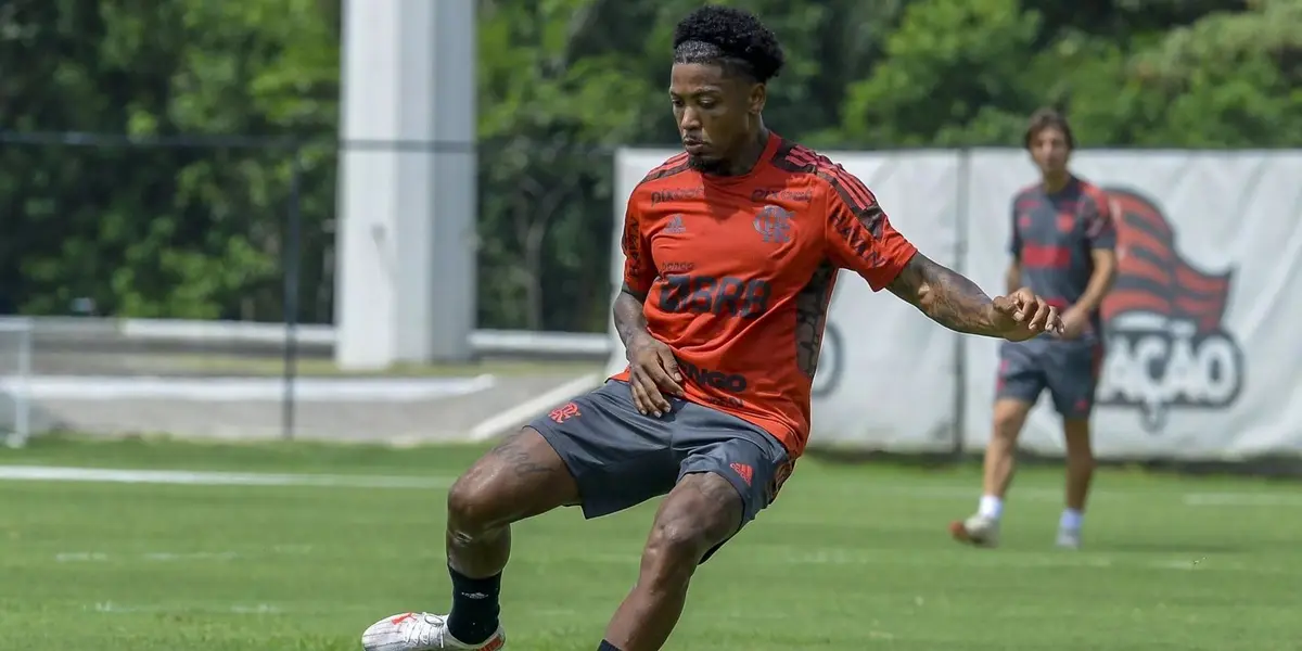 O atacante Marinho estava quase acertado para sair do Flamengo, mas uma exigência de última hora acabou com tudo