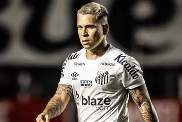 O atacante Soteldo pode estar perto de jogar em um rival direto do Santos 