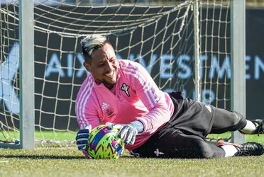 O ex-goleiro do Flamengo, Diego Alves, deixou o clube espanhol antes mesmo de fazer a estreia