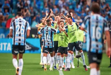 O jogador já jogou pelo Grêmio no Brasileirão e decidiu fazer carreira internacional