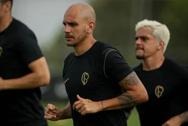 O lateral-esquerdo falou sobre o grupo do Corinthians na Libertadores e tenta aprender com erros da última temporada