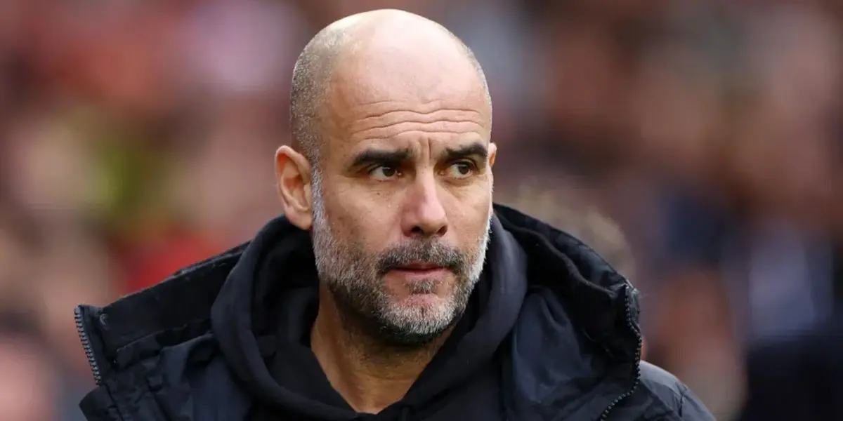 O técnico espanhol Pep Guardiola chega para buscar a segunda classificação para a final da Champions League