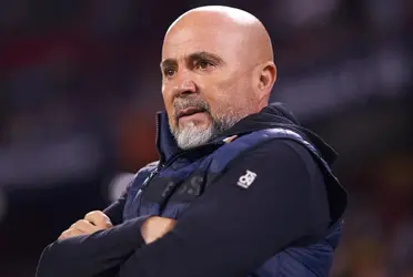 O técnico Jorge Sampaoli passou alguns nomes para reforçar o time em algumas regiões do campo