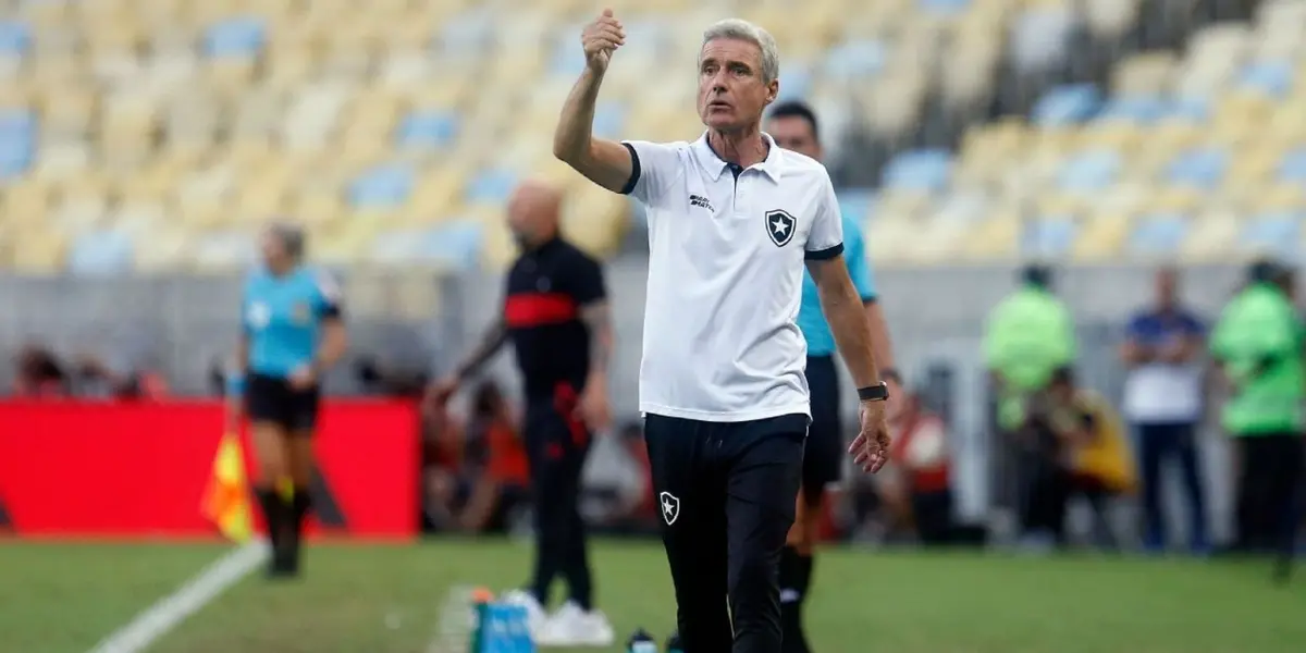 O técnico Luís Castro está perto de deixar o Botafogo