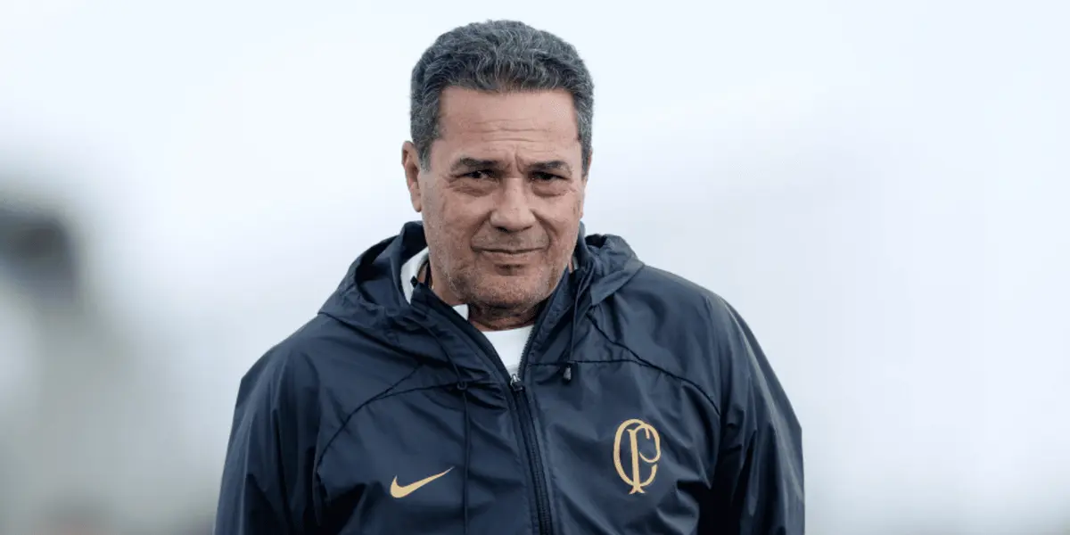 O técnico Vanderlei Luxemburgo adotou uma estratégia para treinar a equipe do Corinthians na LIbertadores 