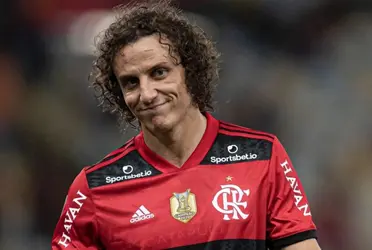 O zagueiro David Luiz de 36 anos parece está bem longe de deixar o Flamengo