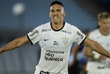 O zagueiro foi decisivo na vitória do Corinthians fora de casa contra o Liverpool (URU)