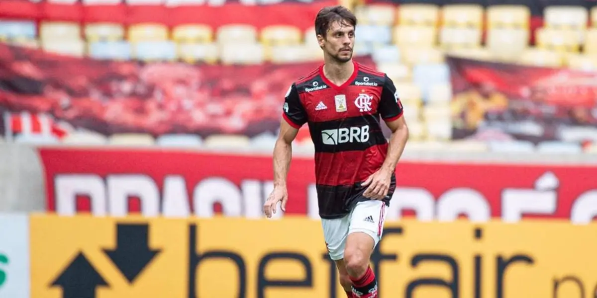 O zagueiro multi-campeão pelo Flamengo, Rodrigo Caio, não deve permanecer no time ao final do ano 